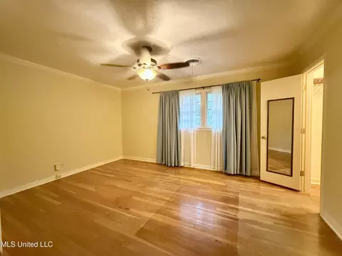 5327 Pine Lane Dr, Jackson, MS 39211 photo 15