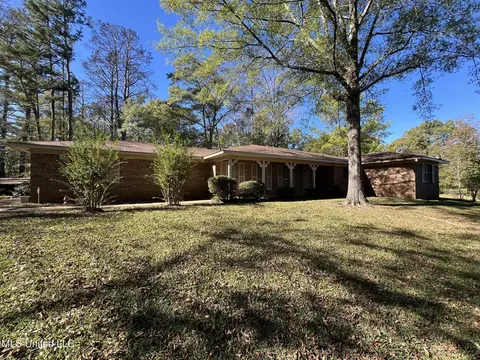 16799 Midway Rd, Terry, MS 39170