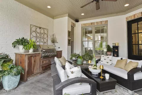 Exterior - 112 Bristol Dr, Madison, MS 39110 photo 5 of 9