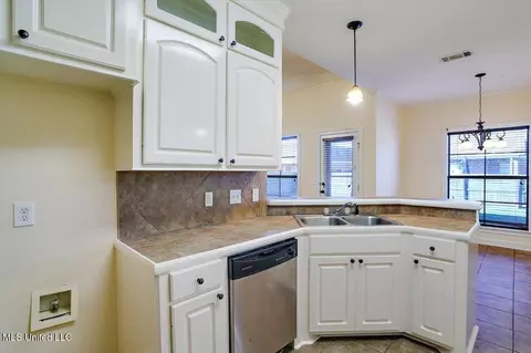 508 Kate Lofton Dr, Brandon, MS 39047 photo 10