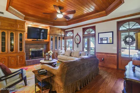 405 Treeline Dr, Brandon, MS 39042 photo 9