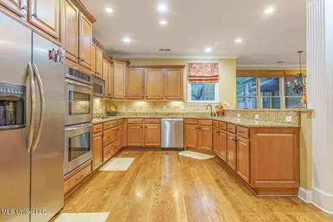 Kitchen - 4655 Bonne Terre Dr, Nesbit, MS 38651 photo 1 of 4