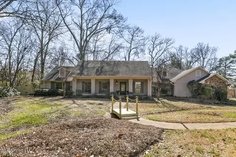 209 Brae Burn Dr, Jackson, MS 39211 photo 1