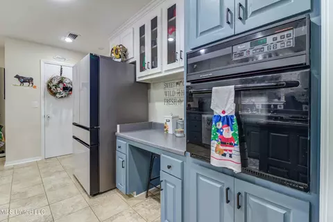Kitchen - 206 Brushy Creek Rd, Lucedale, MS 39452 photo 1 of 8