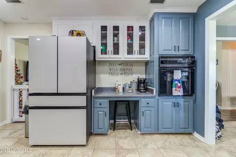 Kitchen - 206 Brushy Creek Rd, Lucedale, MS 39452 photo 7 of 8