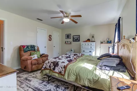 Bedroom - 206 Brushy Creek Rd, Lucedale, MS 39452 photo 5 of 6