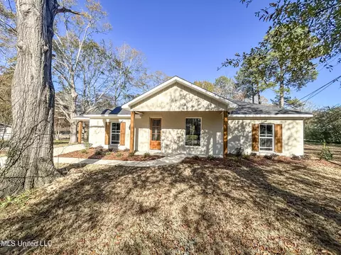 4106 Shelton St, Pearl, MS 39208