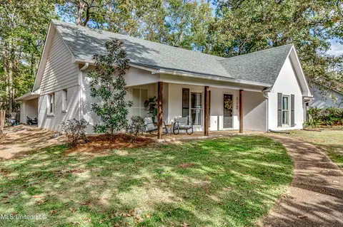 112 Redbud Trl, Brandon, MS 39047 photo 3