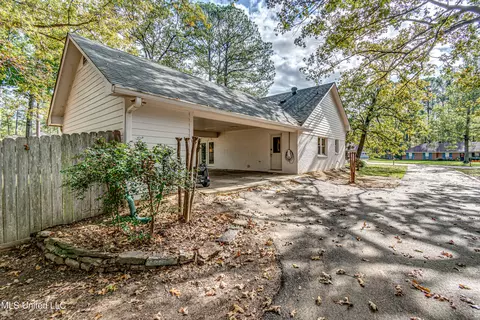 112 Redbud Trl, Brandon, MS 39047 photo 39