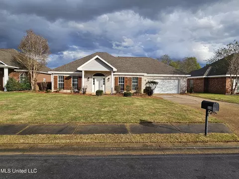 Exterior - 338 Cherry Bark Dr, Brandon, MS 39047 photo 3 of 5