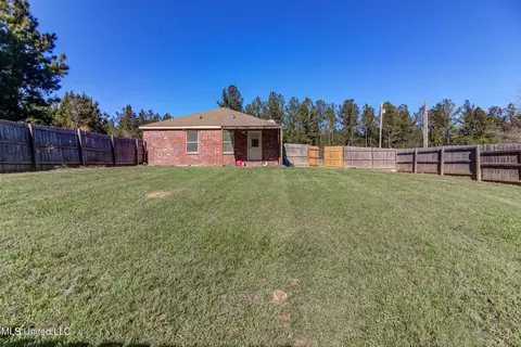 Exterior - 421 M P Parker Rd, Perkinston, MS 39573 photo 2 of 4