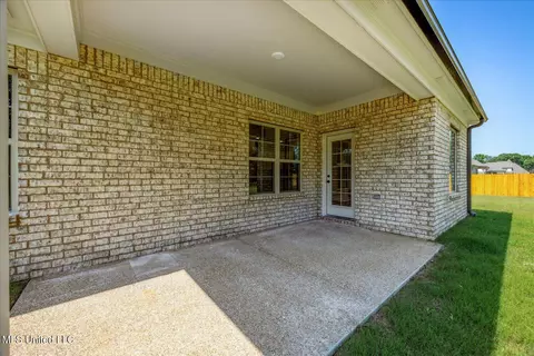 3960 Winter Pointe Dr, Olive Branch, MS 38654 photo 22