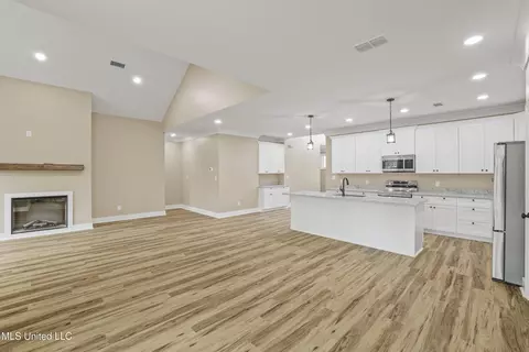 6513 Kiko St, Diamondhead, MS 39525 photo 9