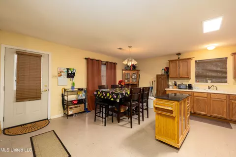 Other - 3305 N Robertson Rd, Nesbit, MS 38651 photo 7 of 8