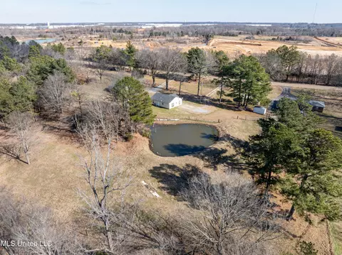 View/Area - 3305 N Robertson Rd, Nesbit, MS 38651 photo 2 of 9