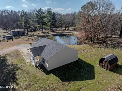 Other - 3305 N Robertson Rd, Nesbit, MS 38651 photo 2 of 8