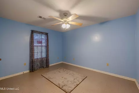 Bedroom - 3305 N Robertson Rd, Nesbit, MS 38651 photo 2 of 2