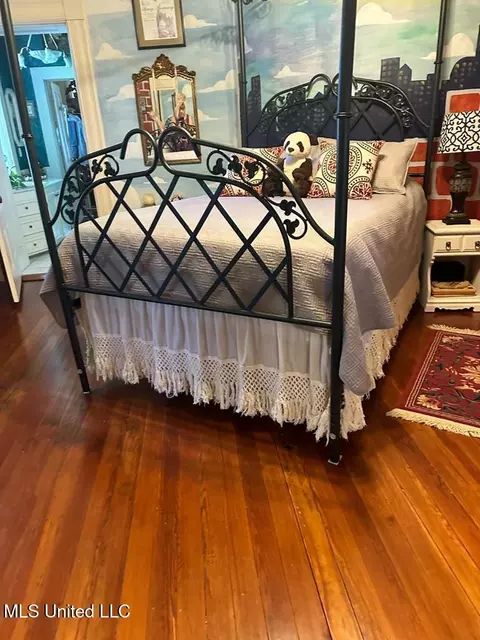 Bedroom - 1016 Main St, Natchez, MS 39120 photo 1 of 2