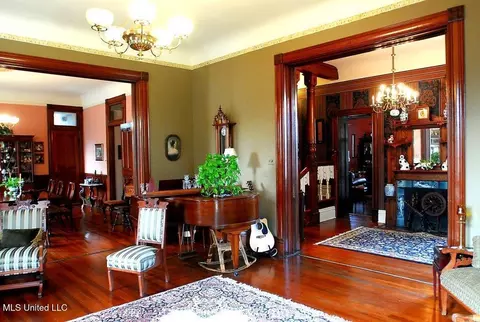 Other - 1016 Main St, Natchez, MS 39120 photo 1 of 6
