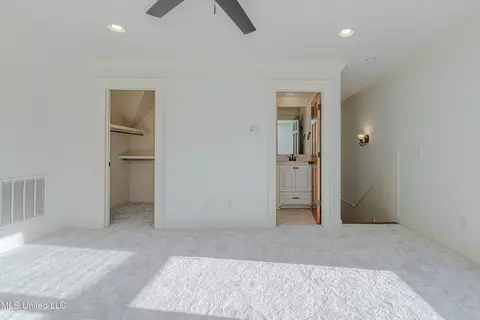Bedroom - 302 Vinca Cv, Madison, MS 39110 photo 4 of 13