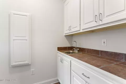 Other - 205 Lafayette Ln, Flowood, MS 39232 photo 6 of 7