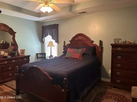 Bedroom - 1686 Tara Dr, Hernando, MS 38632 photo 1 of 4