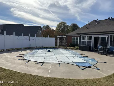 Exterior - 1686 Tara Dr, Hernando, MS 38632 photo 5 of 6