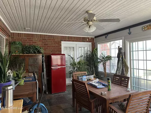Exterior - 1686 Tara Dr, Hernando, MS 38632 photo 2 of 6