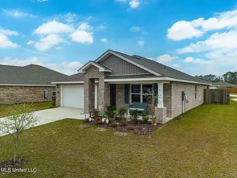 1027 Enclave Cir, Long Beach, MS 39560 photo 3
