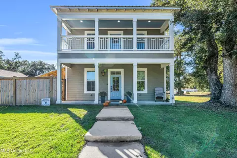 509 Thomas Shields Blvd, Bay Saint Louis, MS 39520