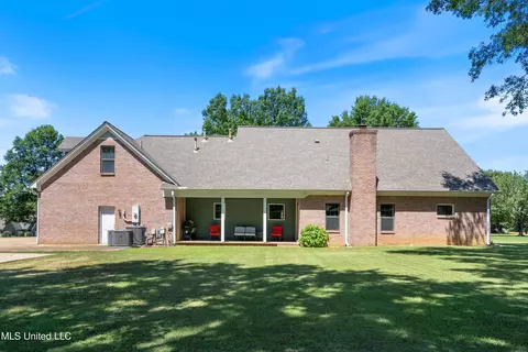 Other - 3500 Lake Grove Dr, Hernando, MS 38632 photo 1 of 14