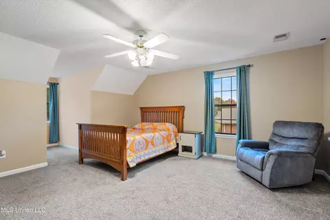 Bedroom - 3500 Lake Grove Dr, Hernando, MS 38632 photo 3 of 7