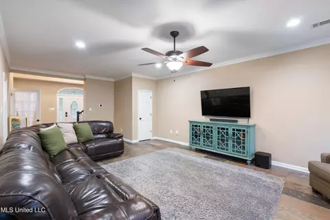 Other - 3500 Lake Grove Dr, Hernando, MS 38632 photo 3 of 14