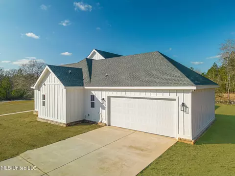 29 Stone Forest Trl, Mchenry, MS 39561 photo 3