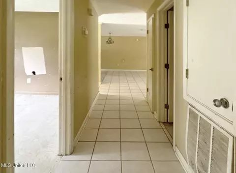 251 Pineview Dr, Hazlehurst, MS 39083