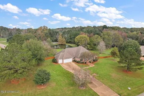 309 Shivers Farm Dr, Florence, MS 39073