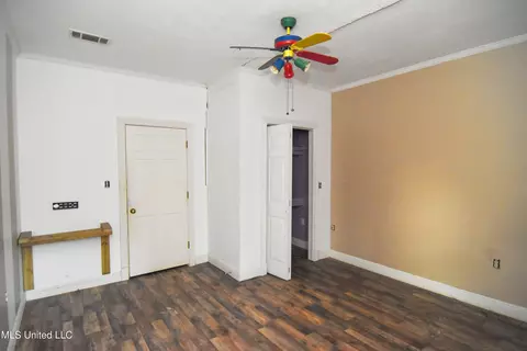 Bedroom - 604 Bailey St, Forest, MS 39074 photo 5 of 6
