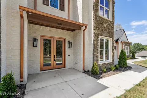 Exterior - 10187 Woolsey Road Rd, Olive Branch, MS 38654 photo 4 of 10