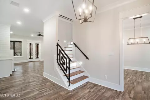 Entry Way - 10187 Woolsey Road Rd, Olive Branch, MS 38654 photo 1 of 1