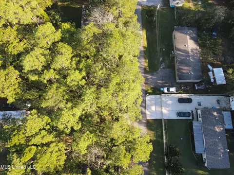 Petunia Road, Gautier, MS 39553