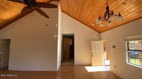 156 Rhodes Cir, Brandon, MS 39042 photo 5