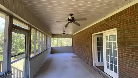 156 Rhodes Cir, Brandon, MS 39042 photo 10
