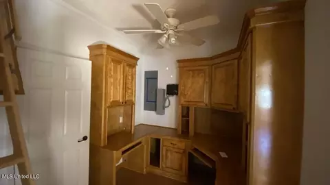 156 Rhodes Cir, Brandon, MS 39042 photo 8