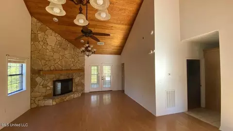 156 Rhodes Cir, Brandon, MS 39042 photo 6