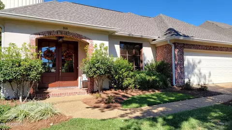 766 Orleans Cir, Ridgeland, MS 39157