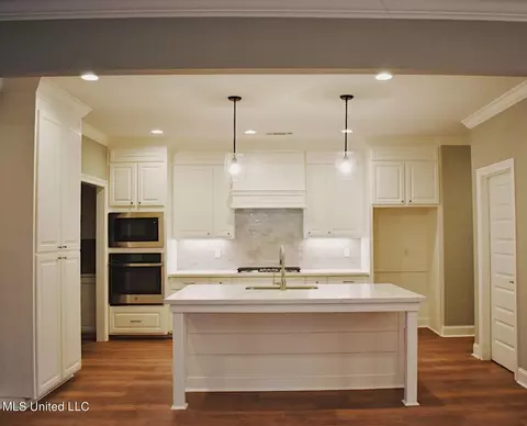 Kitchen - 131 Salus Bnd, Clinton, MS 39056 photo 1 of 5