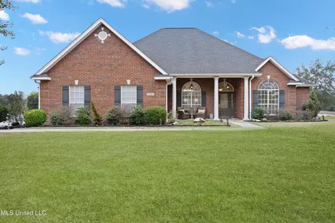 15430 Overlook Dr, Gulfport, MS 39503