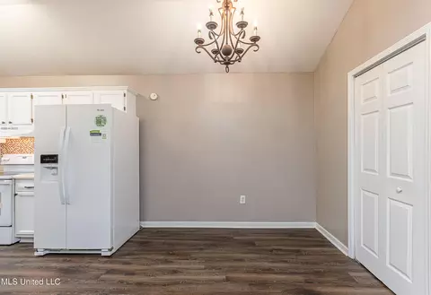 111 Eagle Dr, Brandon, MS 39047 photo 14