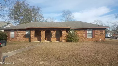 366 Ginger Dr, D'iberville, MS 39540
