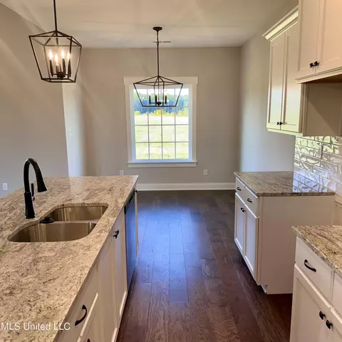 566 Wells Dr, Hernando, MS 38632 photo 24